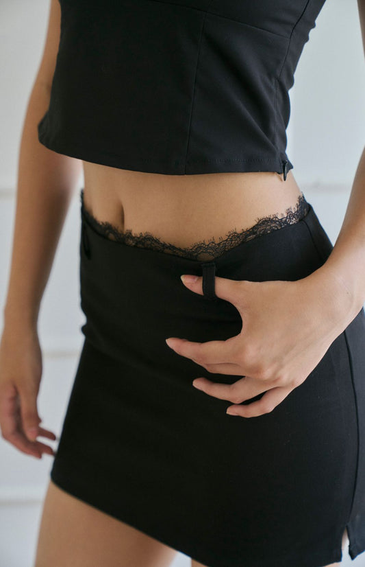 Lace Chino Skort<br/>蕾絲西裝短褲裙 By Beigy - Milu