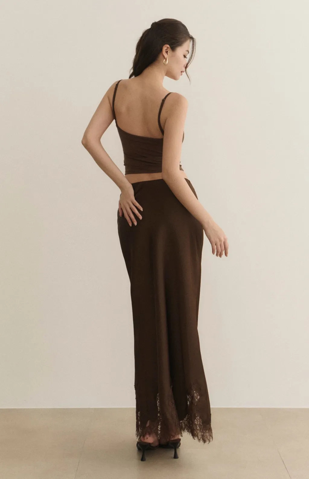Lace-Trim Spaghetti Strap Bra Top<br/>細肩蕾絲簍空Bra Top
