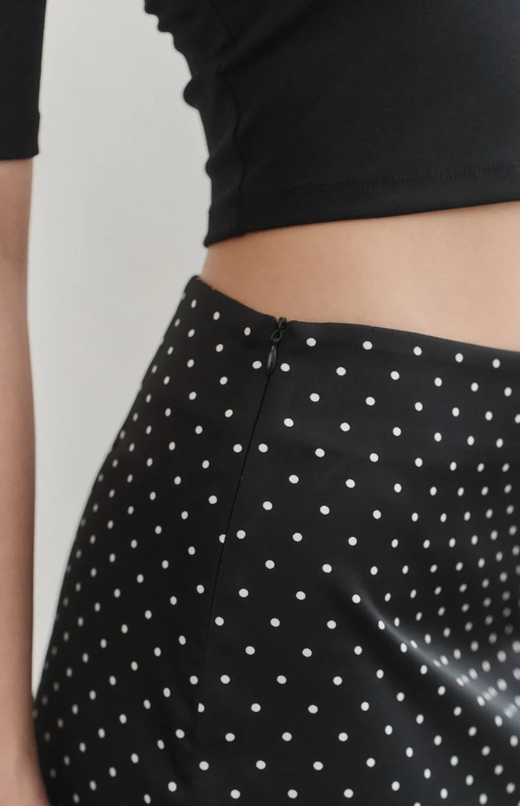 Polka-Dot Satin Mini Skort<br/>波點緞面短褲裙