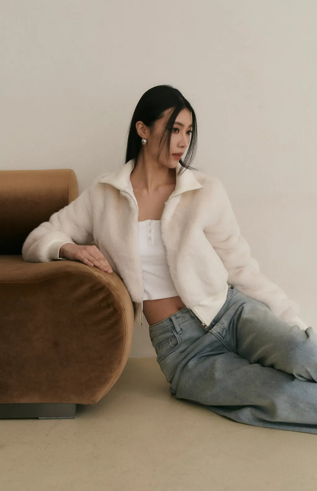 Faux Fur Zip-Up Jacket <br/>貂毛感立領拉鍊外套 By Beigy - Milu