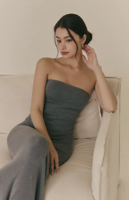 Cozy Wool-Blend Strapless Fishtail Bra Dress<br/>羊毛暖絨平口魚尾Bra Dress