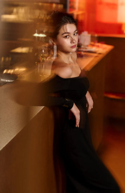 Off-Shoulder Back-Slit Maxi Bra Dress<br/>極簡一字領後開衩Bra Dress