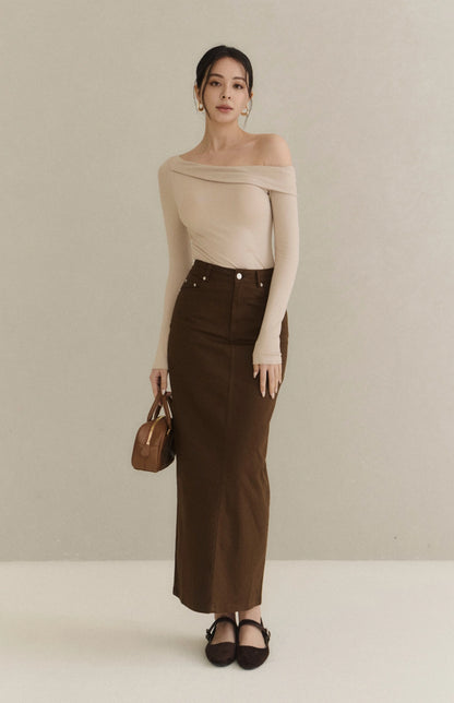 Asymmetric Sueded Long-Sleeve Bra Top<br/>不對稱斜肩修身磨毛長袖Bra Top