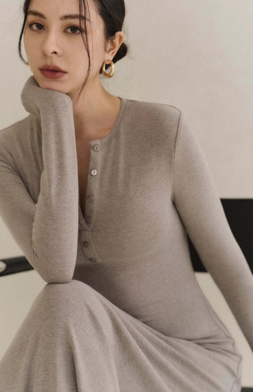 Modal Round-Neck Button A-Line Bra Dress<br/>莫代爾圓領排釦傘擺Bra Dress