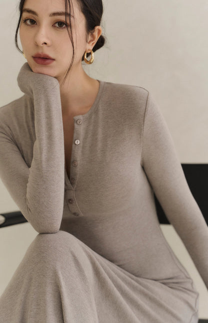 Modal Round-Neck Button A-Line Bra Dress<br/>莫代爾圓領排釦傘擺Bra Dress