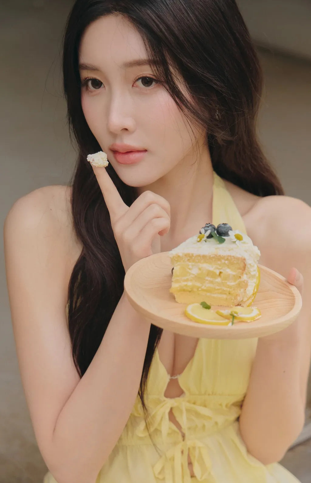 French Ruffle Halter V-Neck Peplum Bra Top<br/>法式荷葉V領繞脖Bra Top