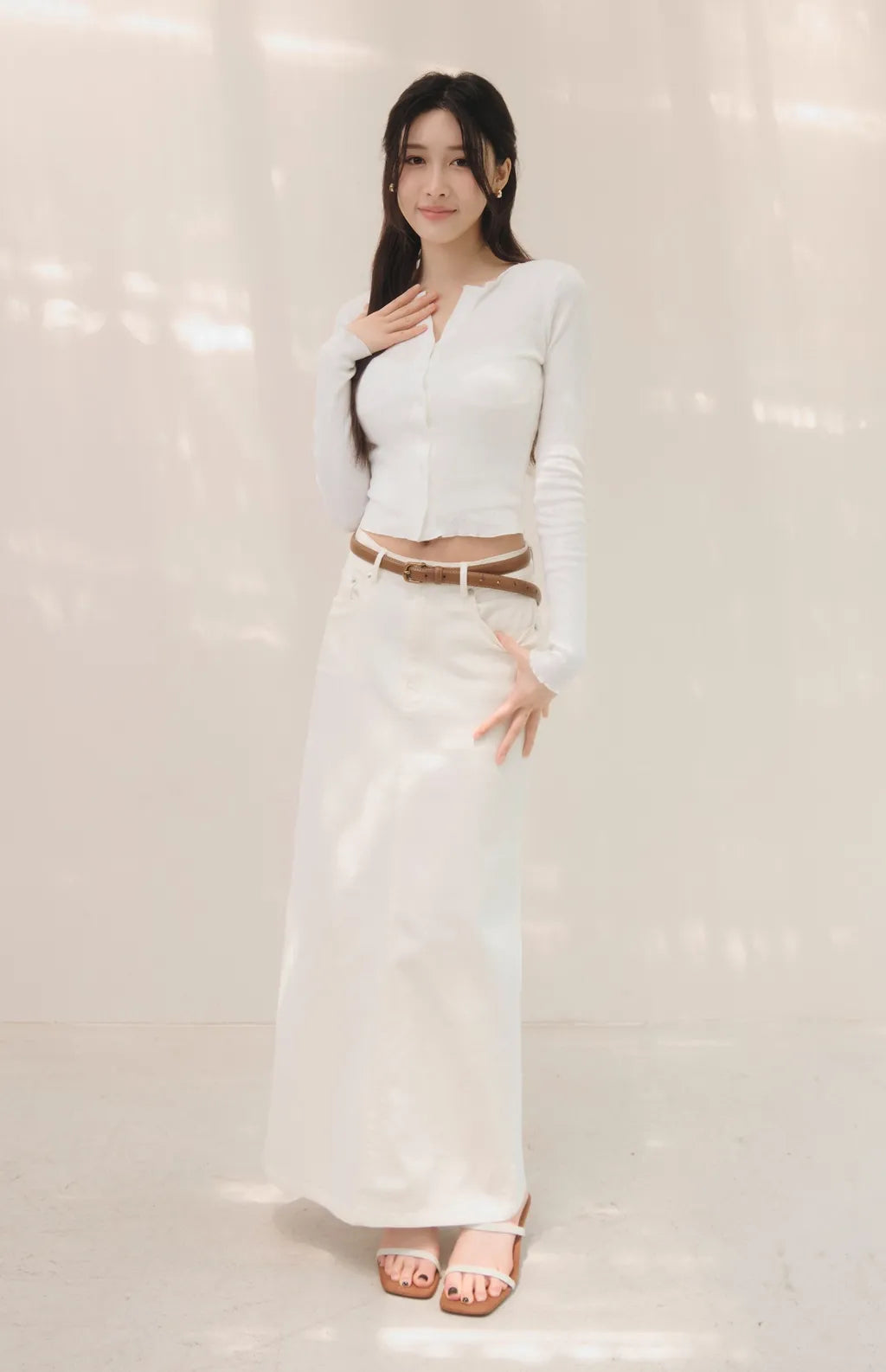 Lace Trim Ribbed Knit Cardigan<br/>針織蕾絲花邊圓領開衫