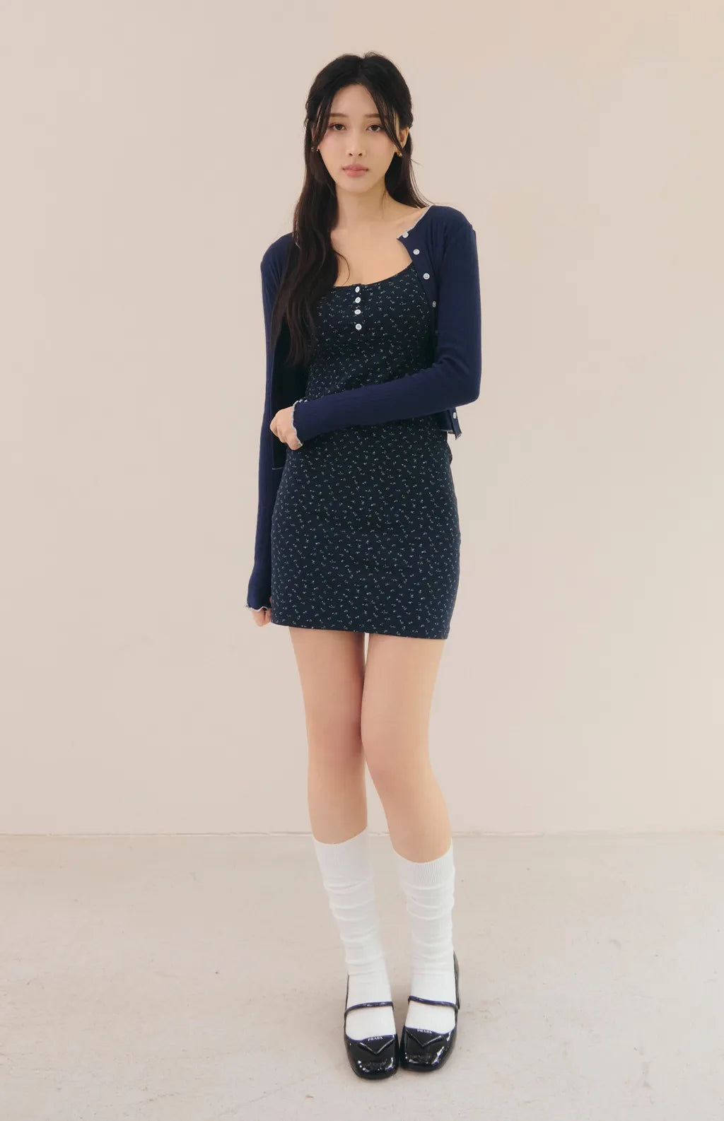 Lace Trim Ribbed Knit Cardigan<br/>針織蕾絲花邊圓領開衫