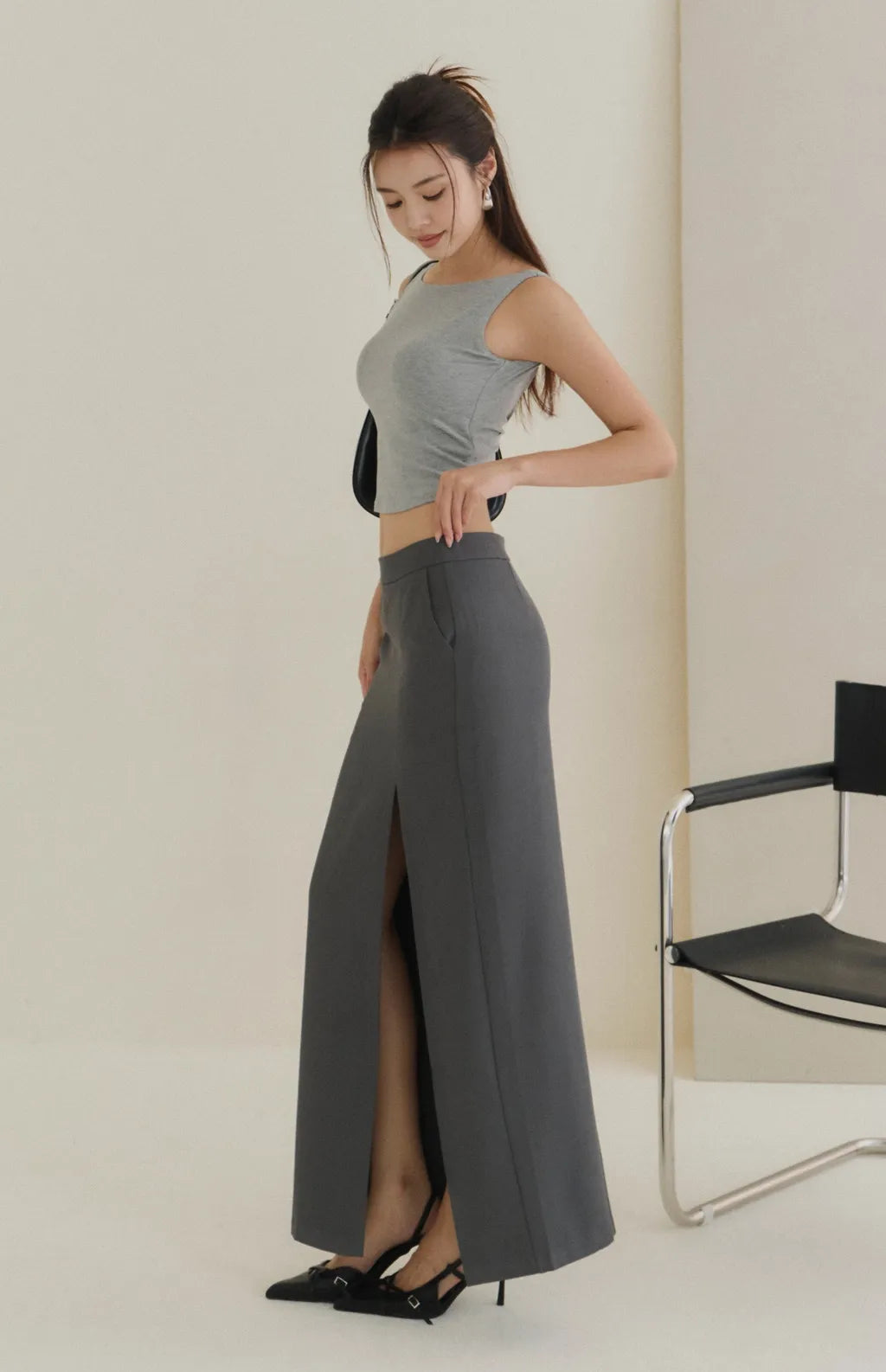 Boat Neck Twist Back Bra Top<br/>柔感船領扭結美背Bra Top