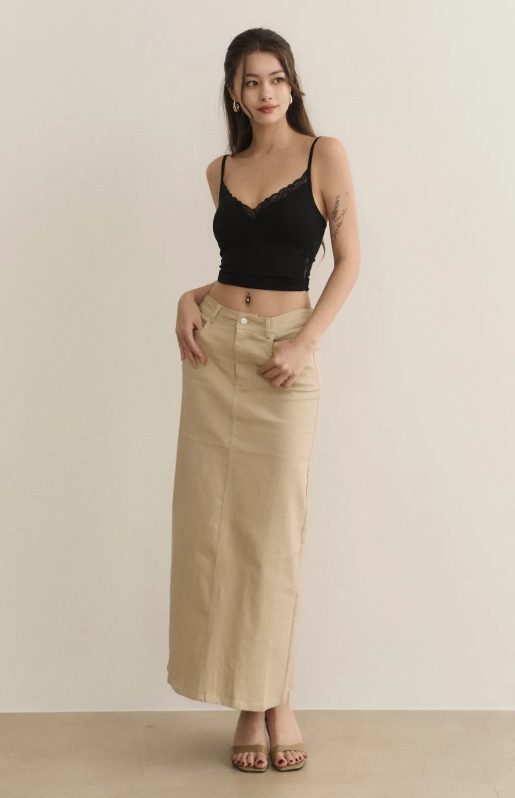 Lace-Trim Spaghetti Strap Bra Top<br/>細肩蕾絲簍空Bra Top
