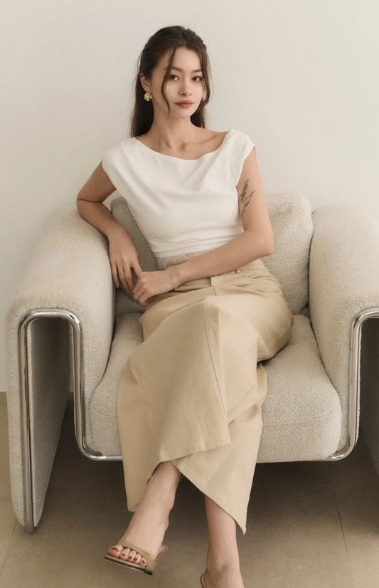 French Minimal Back-Slit Denim Midi Skirt<br/>法式極簡後開衩牛仔裙