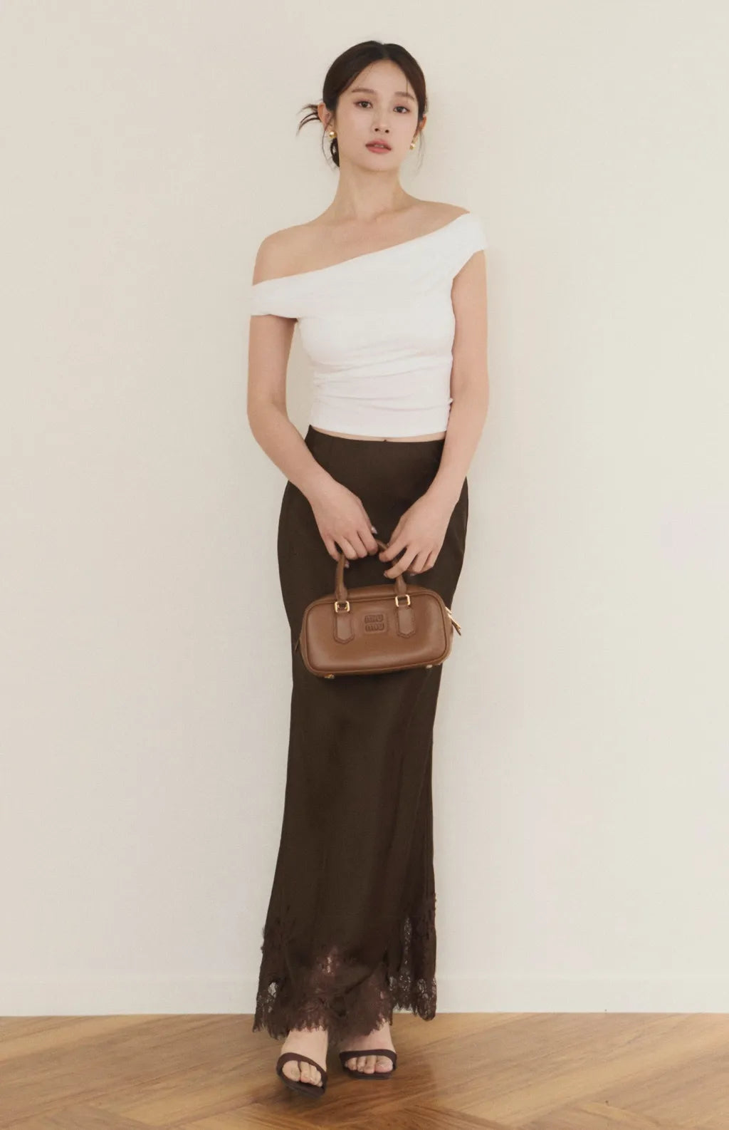 Satin Lace Trim Mermaid Maxi Skirt<br/>緞面蕾絲鑲邊魚尾裙