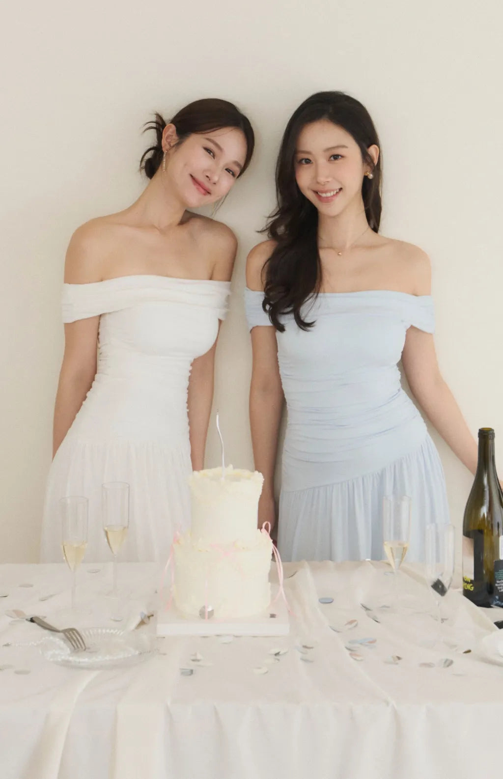 Off-Shoulder Ruched Maxi Bra Dress<br/>法式平肩抓皺修身Bra Dress