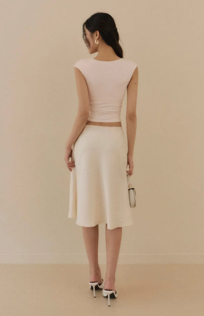 Tencel Plunge Cap-Sleeve Bra Top<br/>天絲裸感V領包袖Bra Top