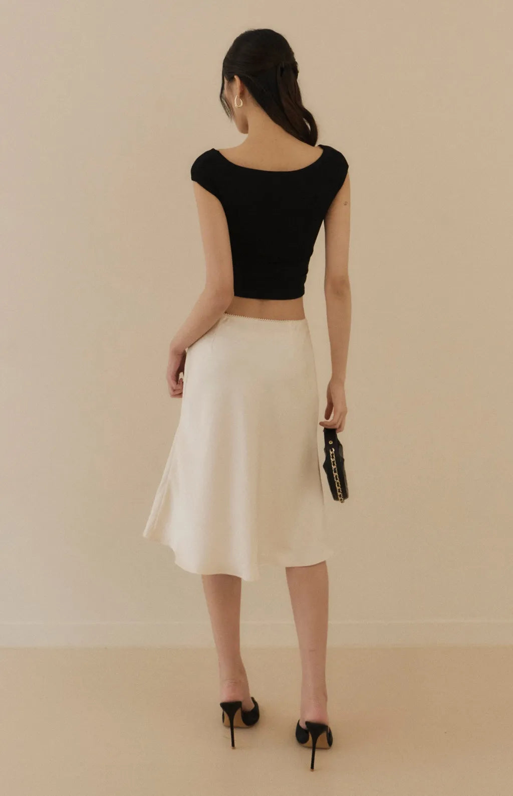 Boatneck Twist-Front Cutout Bra Top<br/>船型領扭結鏤空造型Bra Top