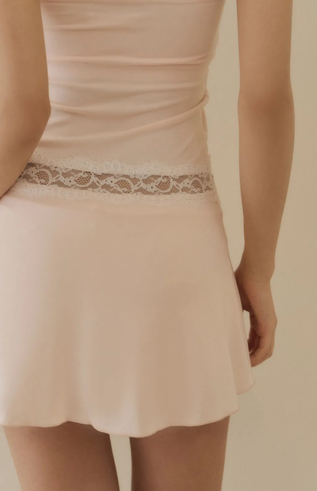 Lace-Inset Halter Mini Bra Dress<br/>蕾絲抽皺綁帶Bra Dress