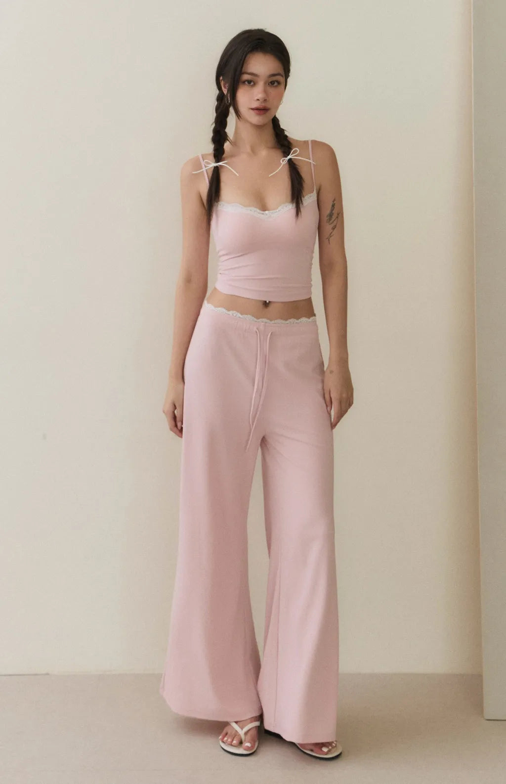 Lace-Trim Sweetheart Cami Bra Top<br/>蕾絲滾邊桃心領Bra Top
