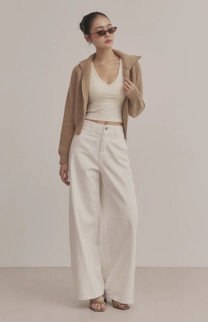 Ribbed V-Neck 3/4 Sleeve Crop Bra Top<br/>柔彈羅紋V領七分袖Bra Top