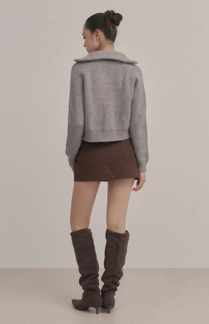 Ribbed Collared Two-Way Zip Knit Jacket<br/>坑條翻領拉鍊針織外套