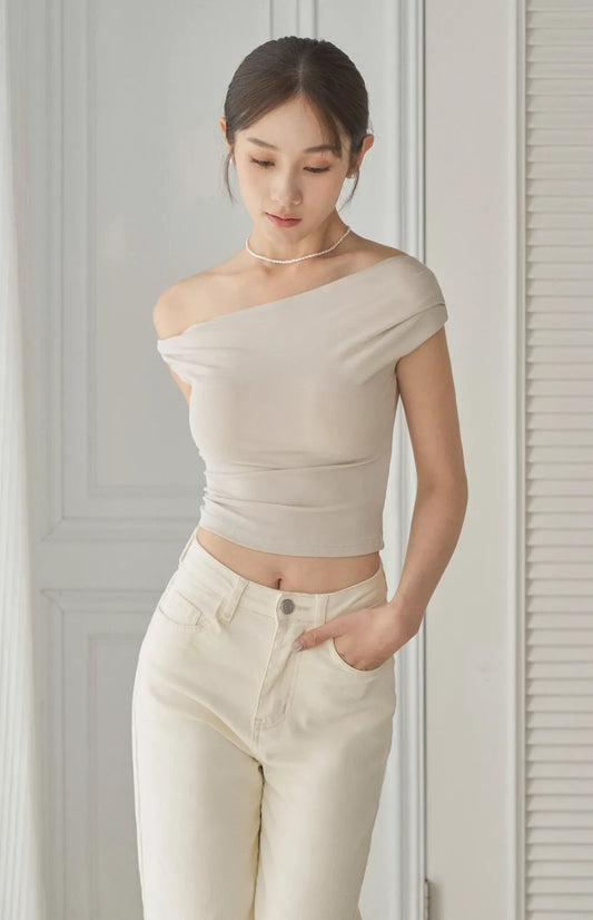 Twist Asymmetric Off-Shoulder Bra Top<br/>扭結斜肩Bra Top