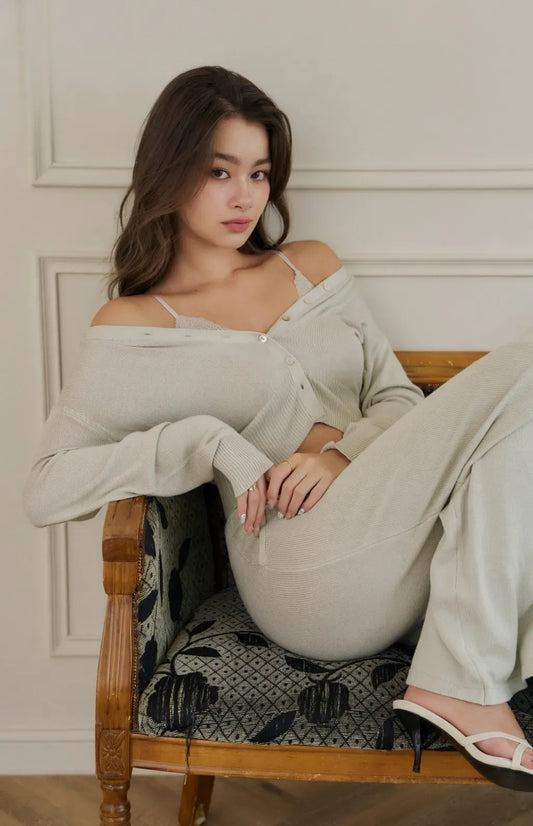 (預購) Mercerized Cotton Cardigan <br/>絲光針織修身鈕扣開衫 By Beigy - Milu