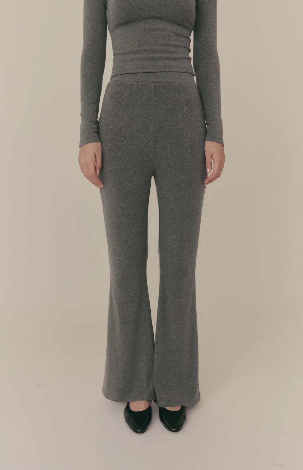 Cozy Wool-Blend Flared Pants<br/>羊毛暖絨喇叭長腿褲