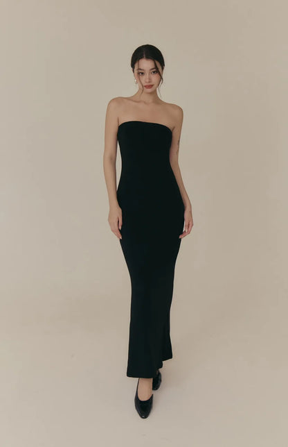 Cozy Wool-Blend Strapless Fishtail Bra Dress<br/>羊毛暖絨平口魚尾Bra Dress