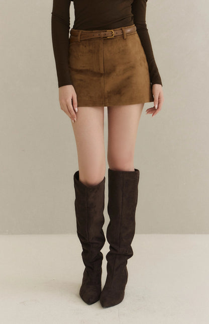 Minimal Suede A-Line Skort<br/>極簡A字麂皮短褲裙