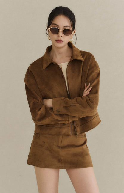 Minimal Suede Collared Zip Jacket<br/>極簡翻領麂皮外套