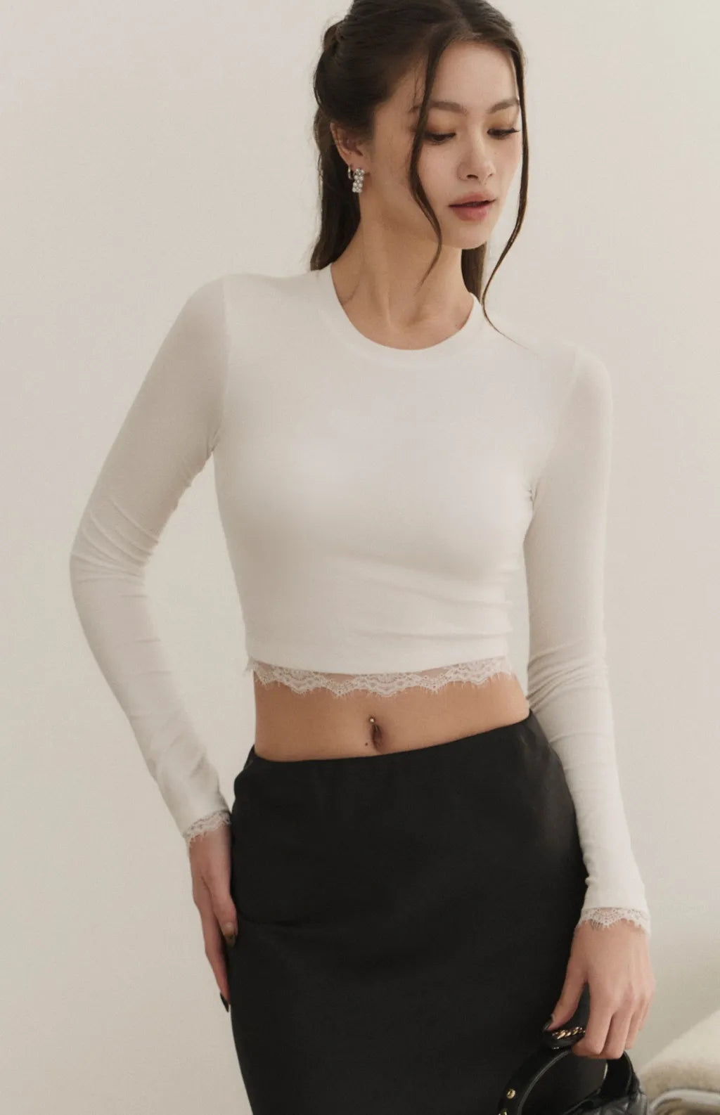 （最後現貨）Modal Lace-Panel Crew Neck Long Sleeve Bra Top<br/>莫代爾拼接蕾絲圓領長袖Bra Top -【XS】