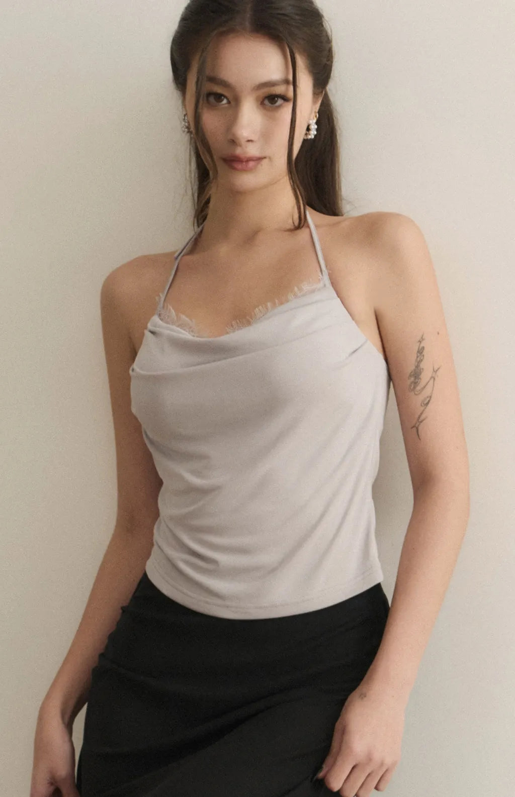 Ruched Lace Draped Tie-Front Bra Top<br/>抓皺蕾絲垂領綁帶Bra Top