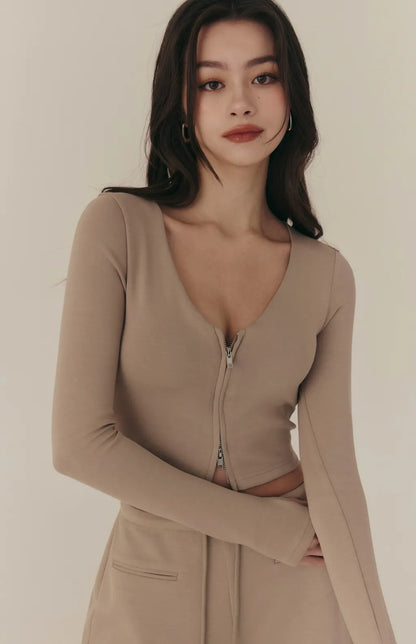 (現貨) Cloud V-Neck Zip Long-Sleeve Bra Top<br/>雲感太空棉V領修身拉鍊長袖Bra Top -【S】