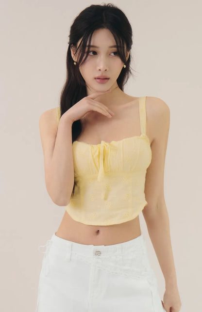 French Eyelet Lace Tie-Front Bra Top<br/>法式緹花蕾絲抽繩Bra Top