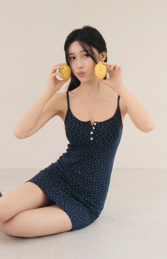 French Ditsy Floral U-Neck Button Mini Bra Dress<br/>法式碎花U領開釦Bra Dress