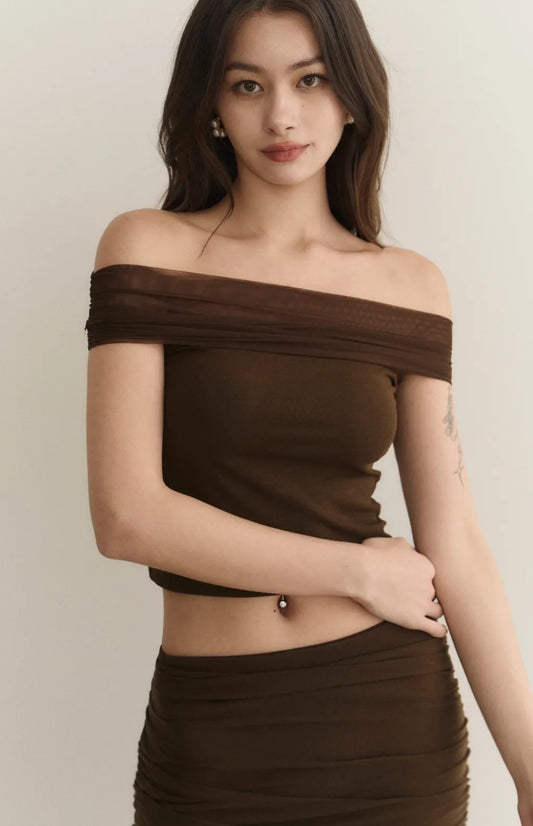 Sheer Gauze Off-Shoulder Bra Top<br/>透膚柔紗一字領Bra Top