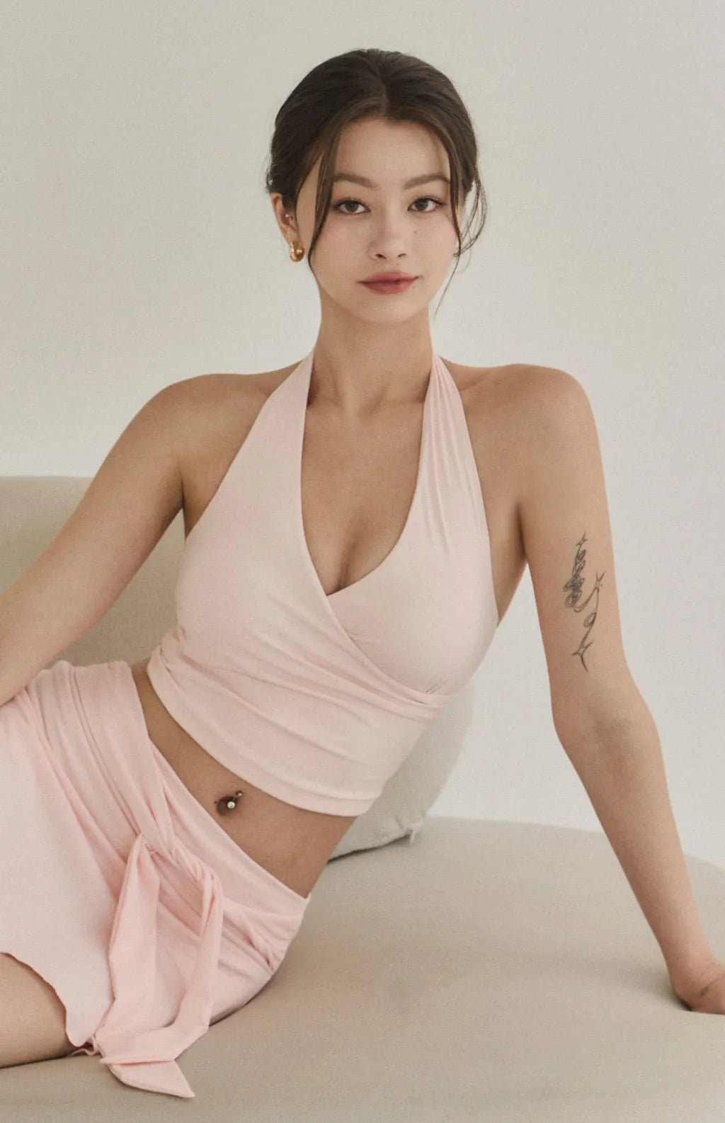 Halter Cross Front Ruched Bra Top<br/>美胸交叉V領抓皺Bra Top