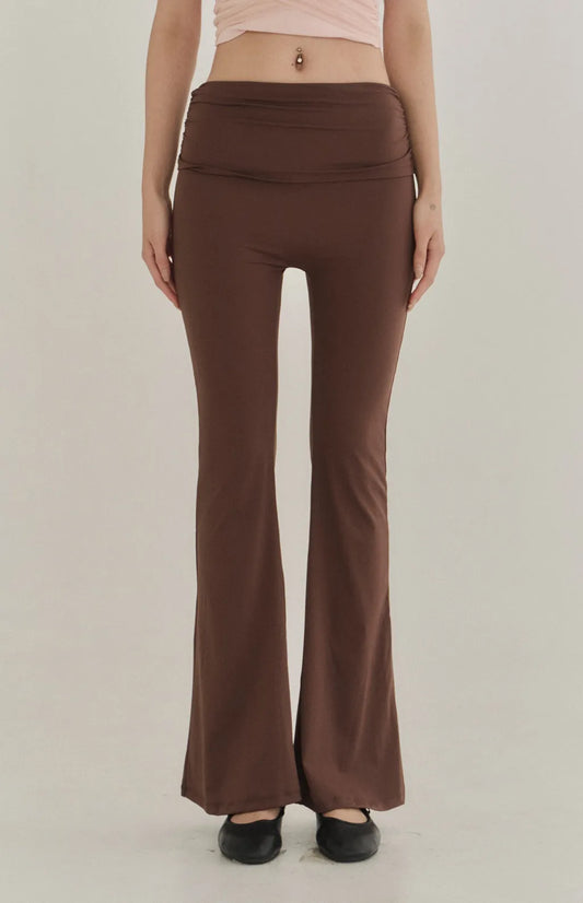 High-Waist Side Ruched Flare Pants<br/>寬腰側抓皺喇叭褲