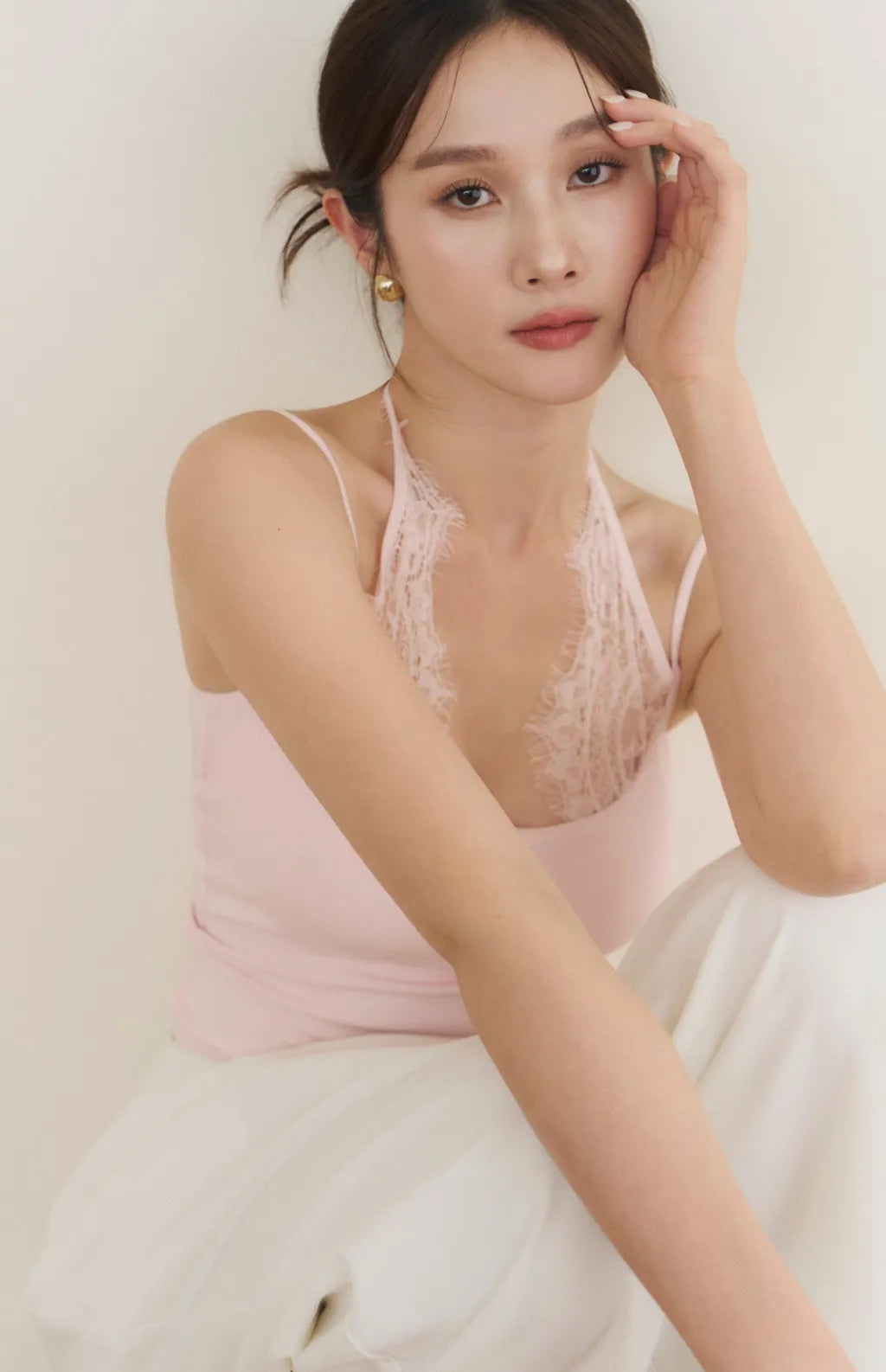 Layered Lace Halter Bra Top<br/>拼接蕾絲綁帶假兩件Bra Top