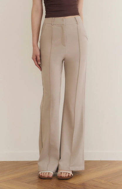 Structured Pintuck Tailored Trousers<br/>挺版高彈壓線西裝褲