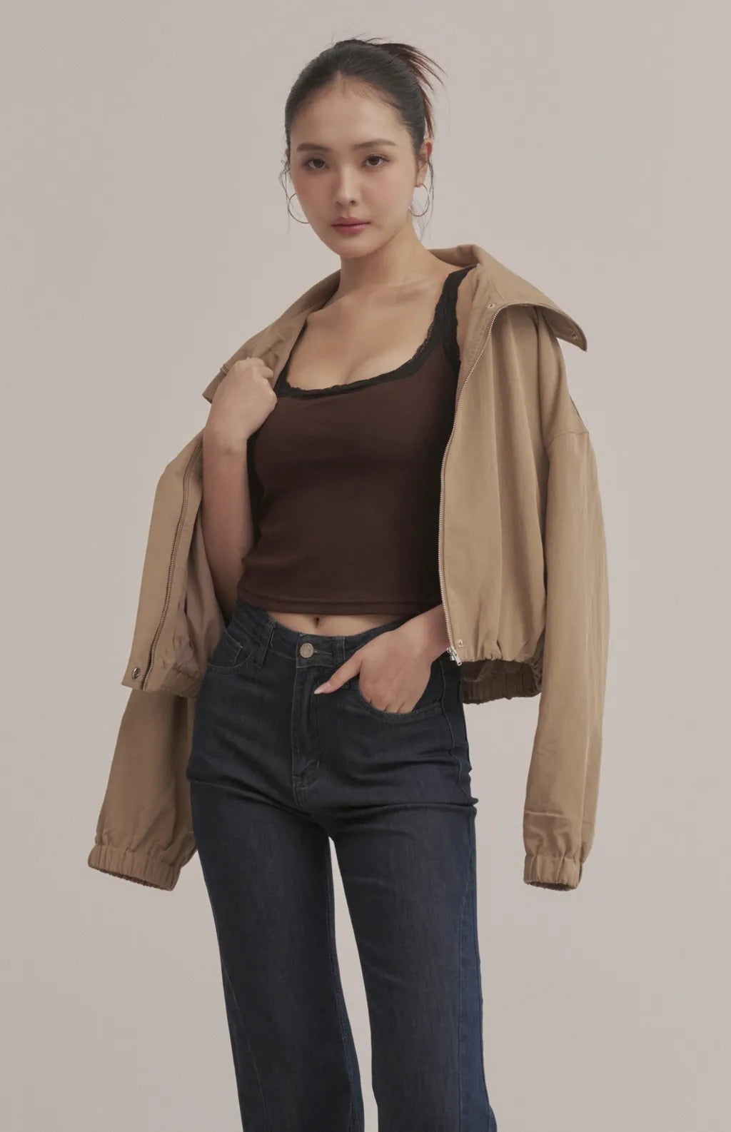 Contrast Lace Scoop-Neck Ribbed Bra Top<br/>羅紋撞色蕾絲U領Bra Top