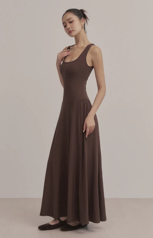Square-Neck Ruched Maxi Bra Dress<br/>方領削肩抓皺修身Bra Dress