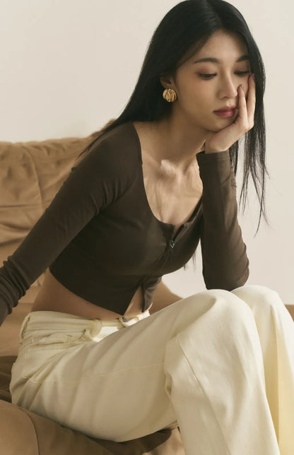 Front Zip Long Sleeve Bra Top<br/>寬領美胸拉鍊長袖Bra Top