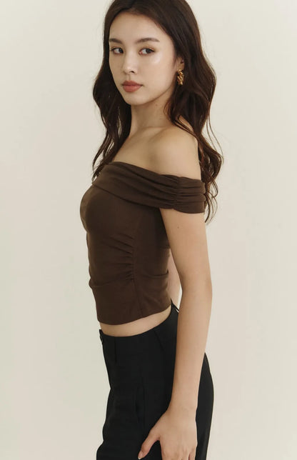 Modal Off-Shoulder Bra Top<br/>莫代爾一字領抓皺Bra Top By Beigy - Milu