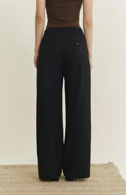 Classic Wide Straight Chino<br/>極簡老錢西褲 By Beigy - Milu