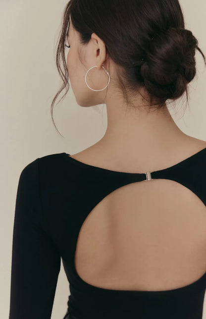 Cozy Wool-Blend Backless Long Sleeve Bra Top<br/>羊毛暖絨船型領美背長袖Bra Top