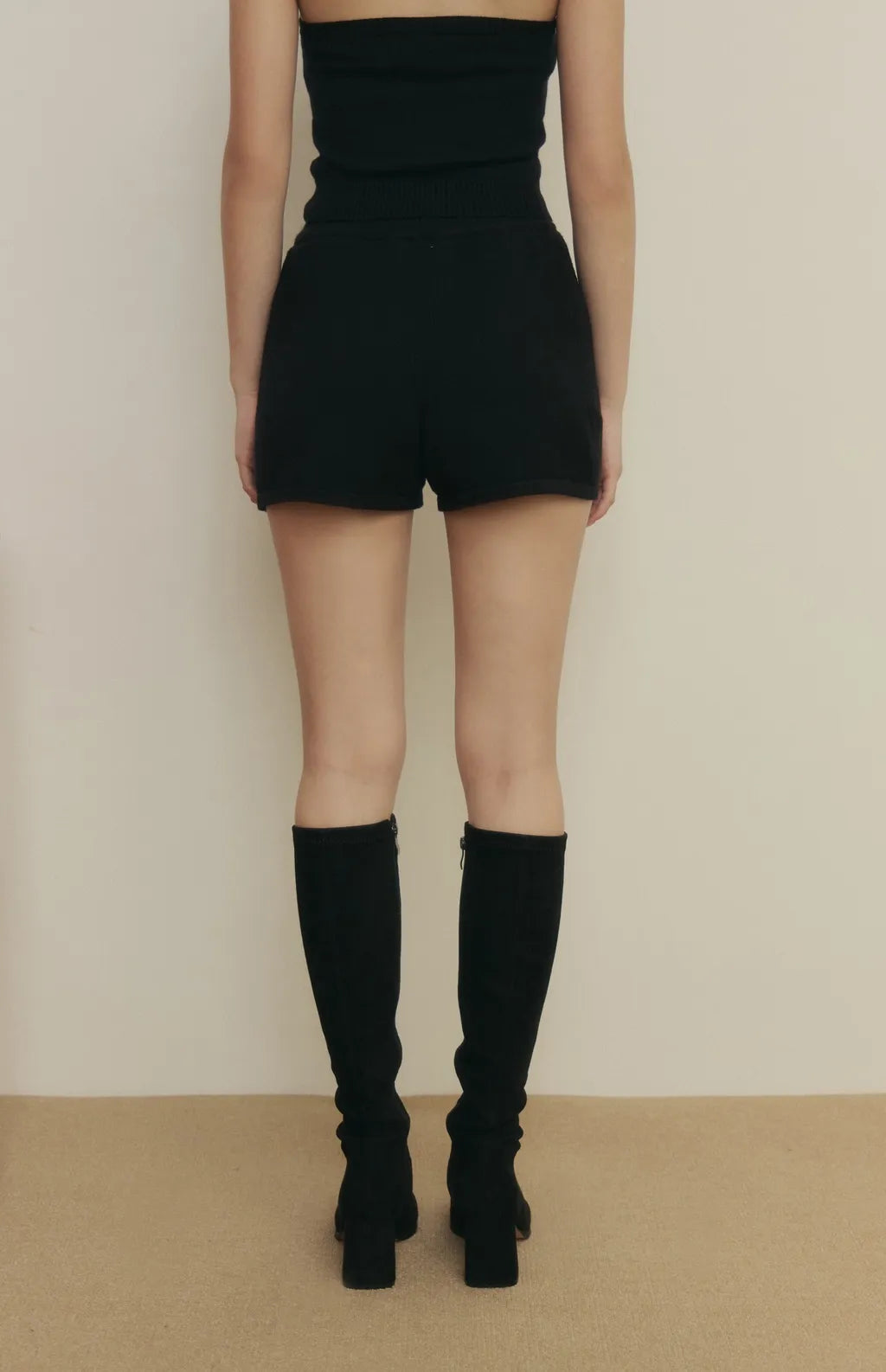 Knit Drawstring Shorts<br/>針織抽繩短褲