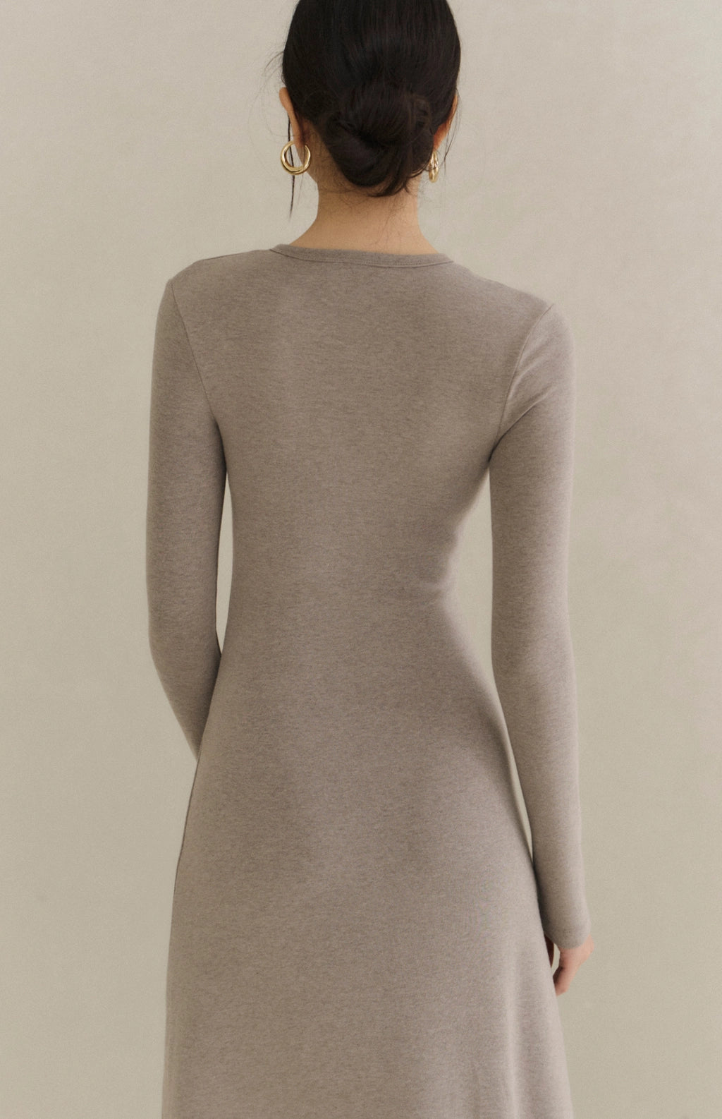 Modal Round-Neck Button A-Line Bra Dress<br/>莫代爾圓領排釦傘擺Bra Dress