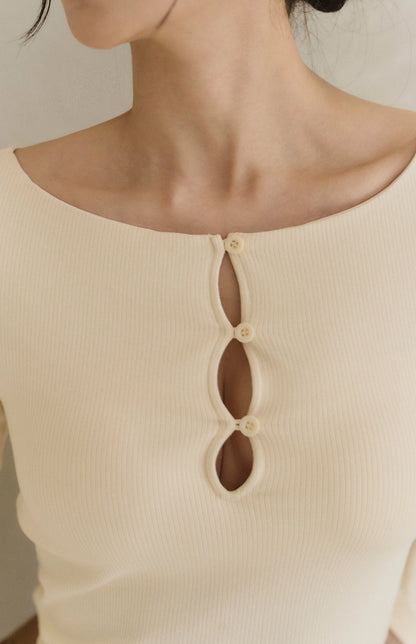 Boat-Neck Cutout Ribbed Bra Top<br/>船型領鏤空坑條長袖Bra Top