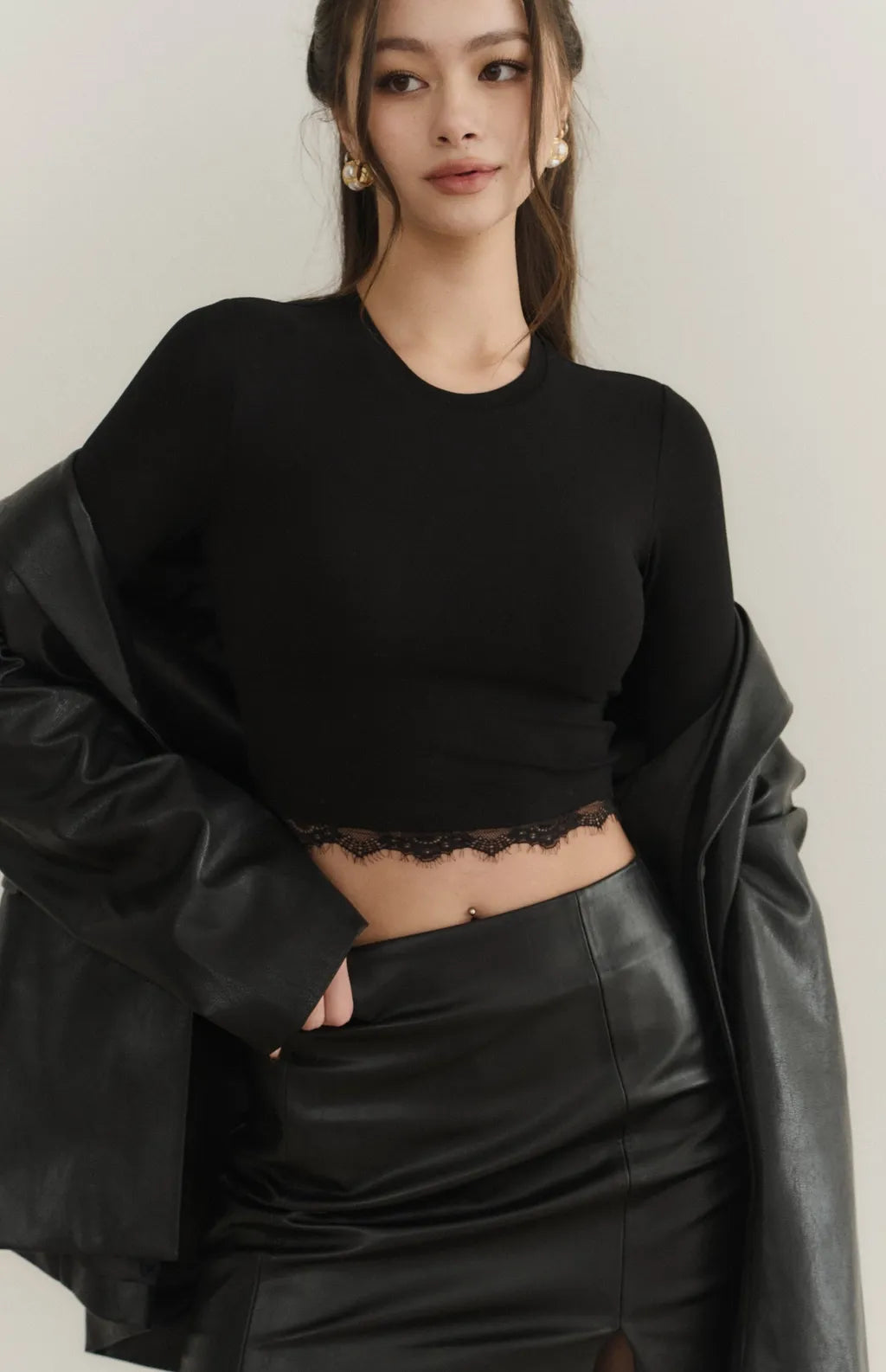 （最後現貨）Modal Lace-Panel Crew Neck Long Sleeve Bra Top<br/>莫代爾拼接蕾絲圓領長袖Bra Top -【XS】