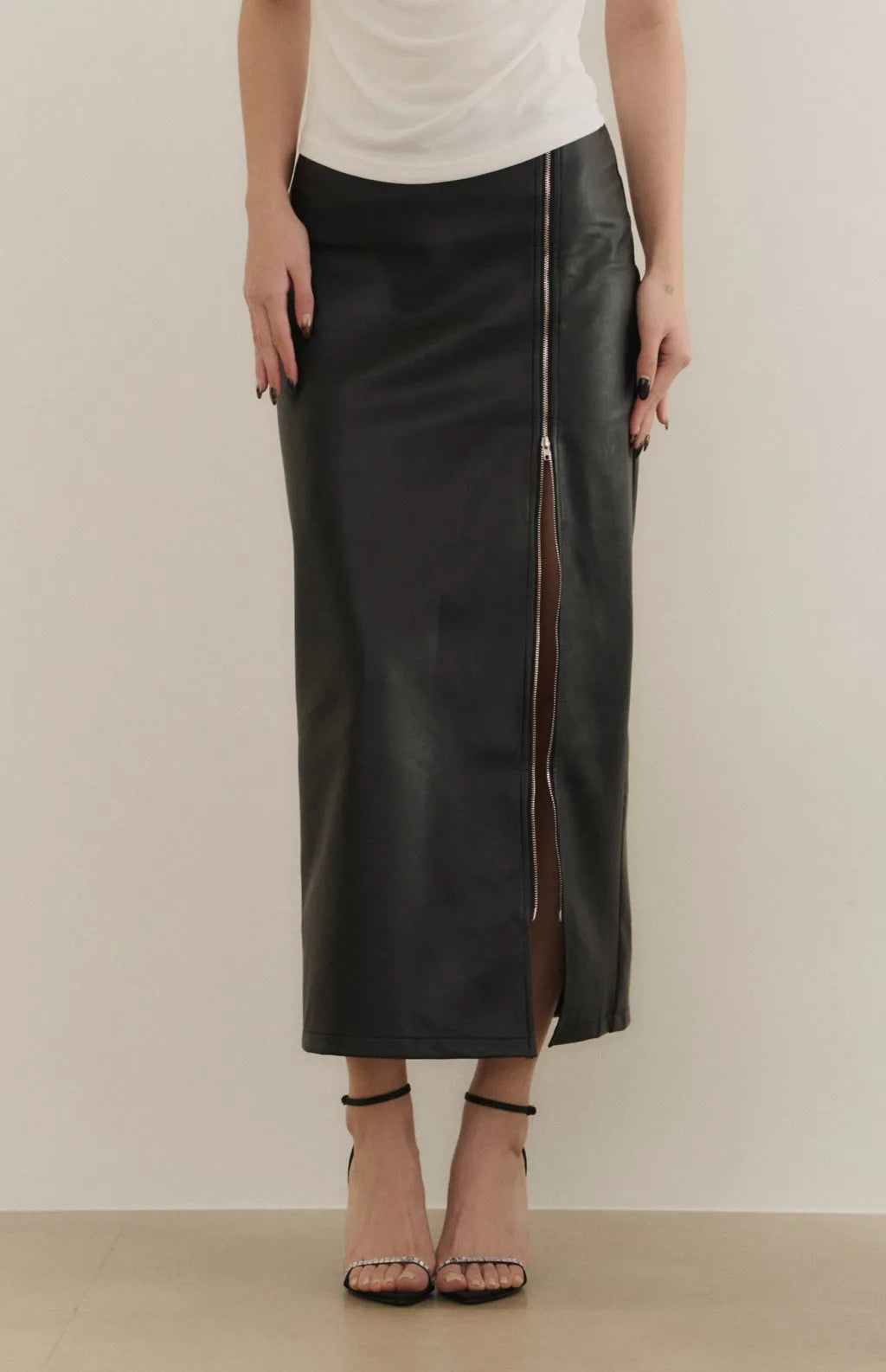 (最後現貨) Leather Maxi Skirt With Side Metal Zipper<br/>金屬側拉鍊皮革長裙